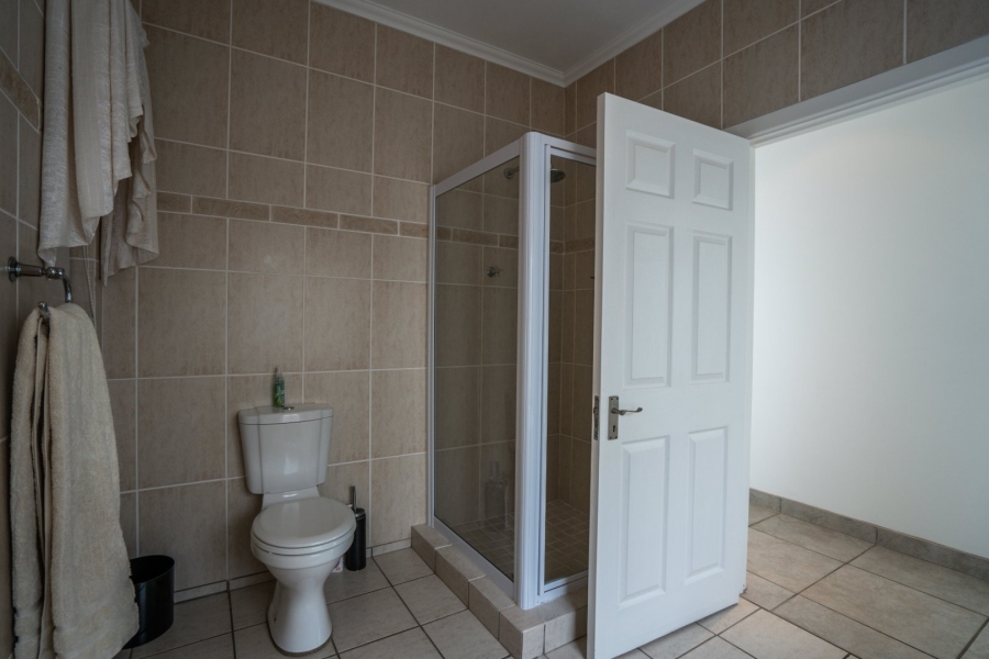 6 Bedroom Property for Sale in Royal Alfred Marina Eastern Cape